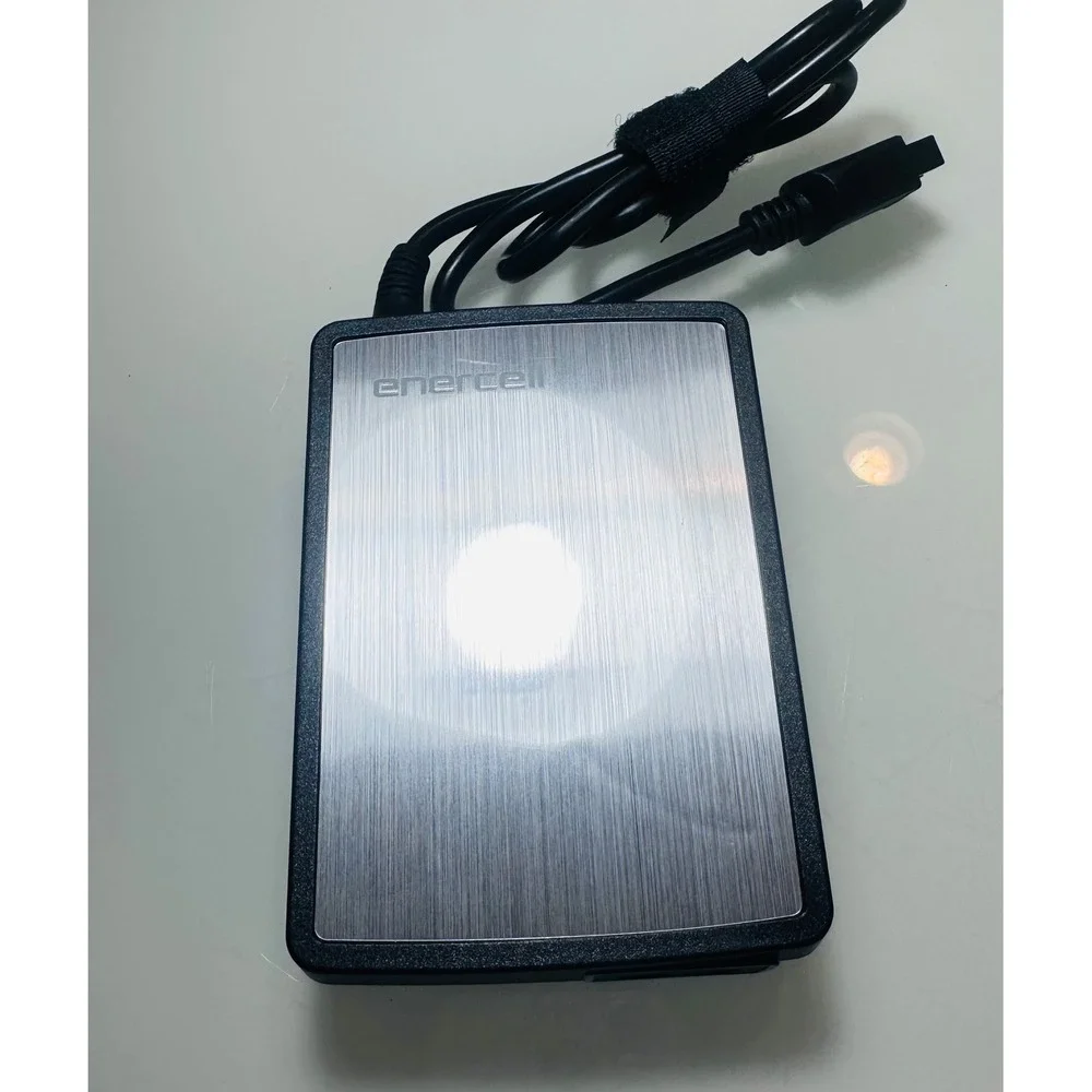 Enercell 90W Slim AC Universal Laptop Power Supply 19V 2730691 with 8 Tips USB
